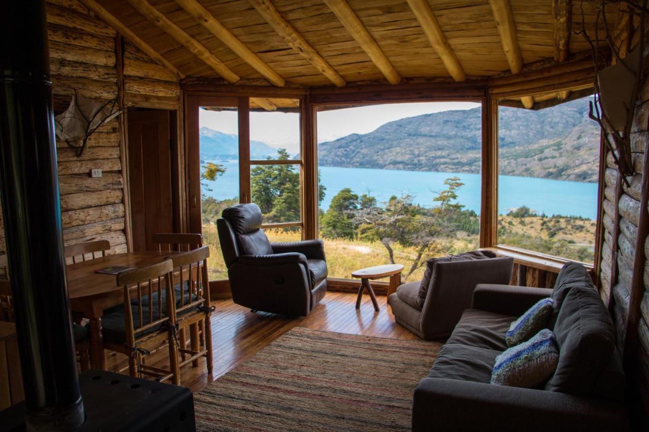 Mallin Colorado Ecolodge Aldana ภายนอก รูปภาพ