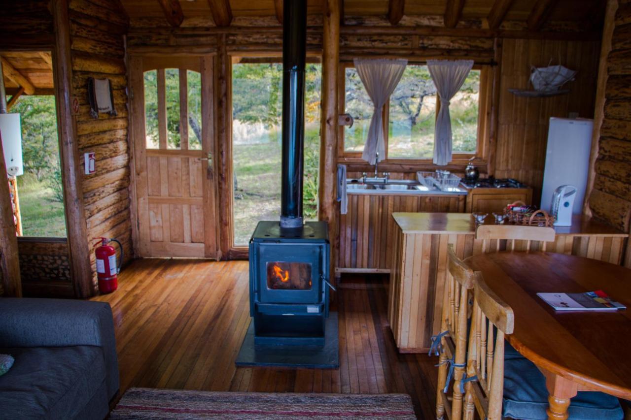 Mallin Colorado Ecolodge Aldana ภายนอก รูปภาพ