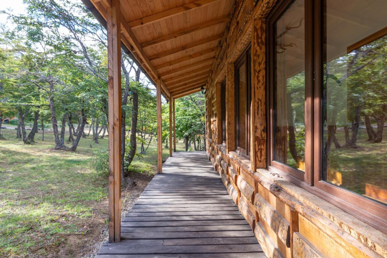 Mallin Colorado Ecolodge Aldana ภายนอก รูปภาพ