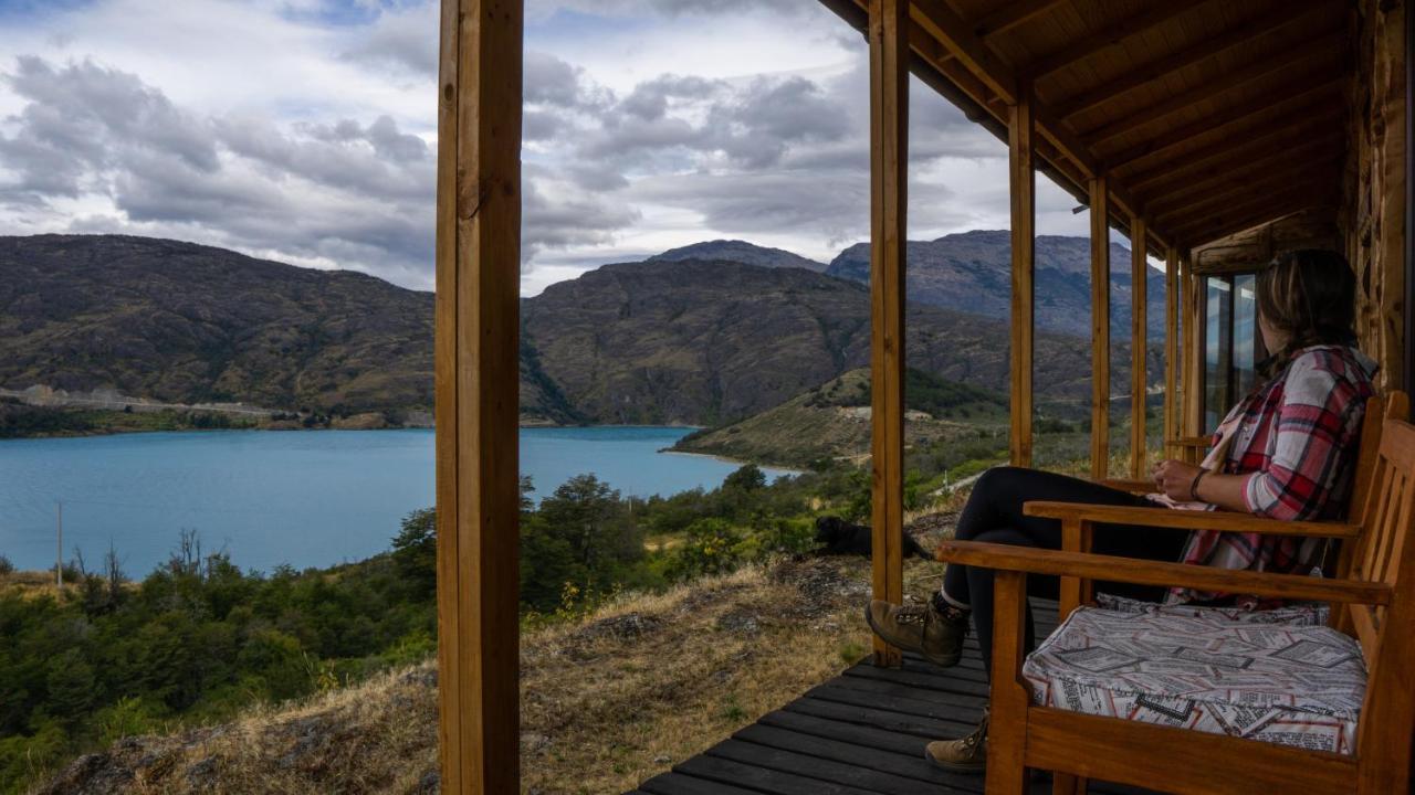 Mallin Colorado Ecolodge Aldana ภายนอก รูปภาพ