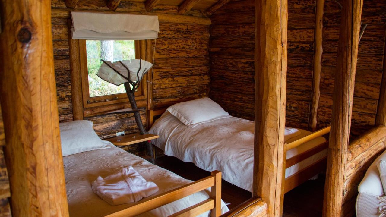 Mallin Colorado Ecolodge Aldana ภายนอก รูปภาพ