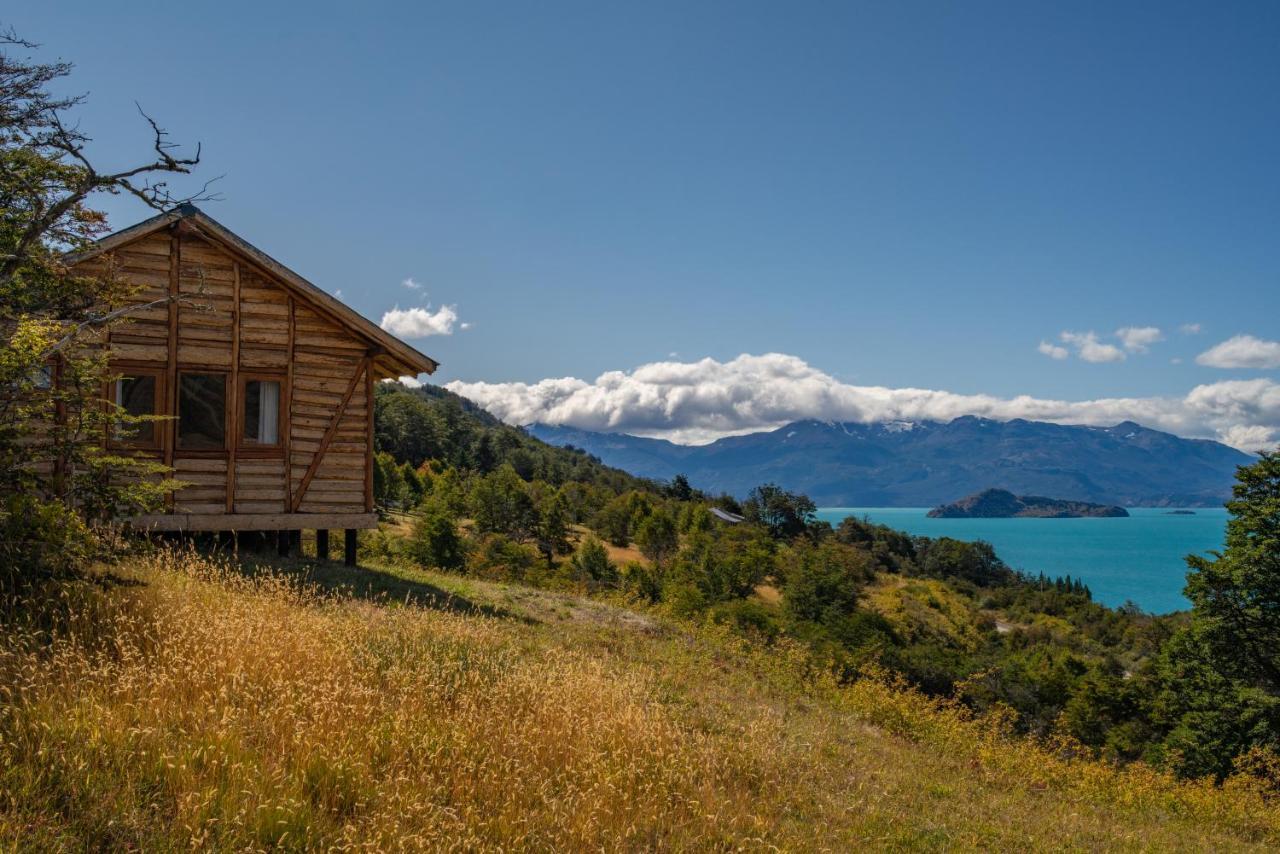 Mallin Colorado Ecolodge Aldana ภายนอก รูปภาพ