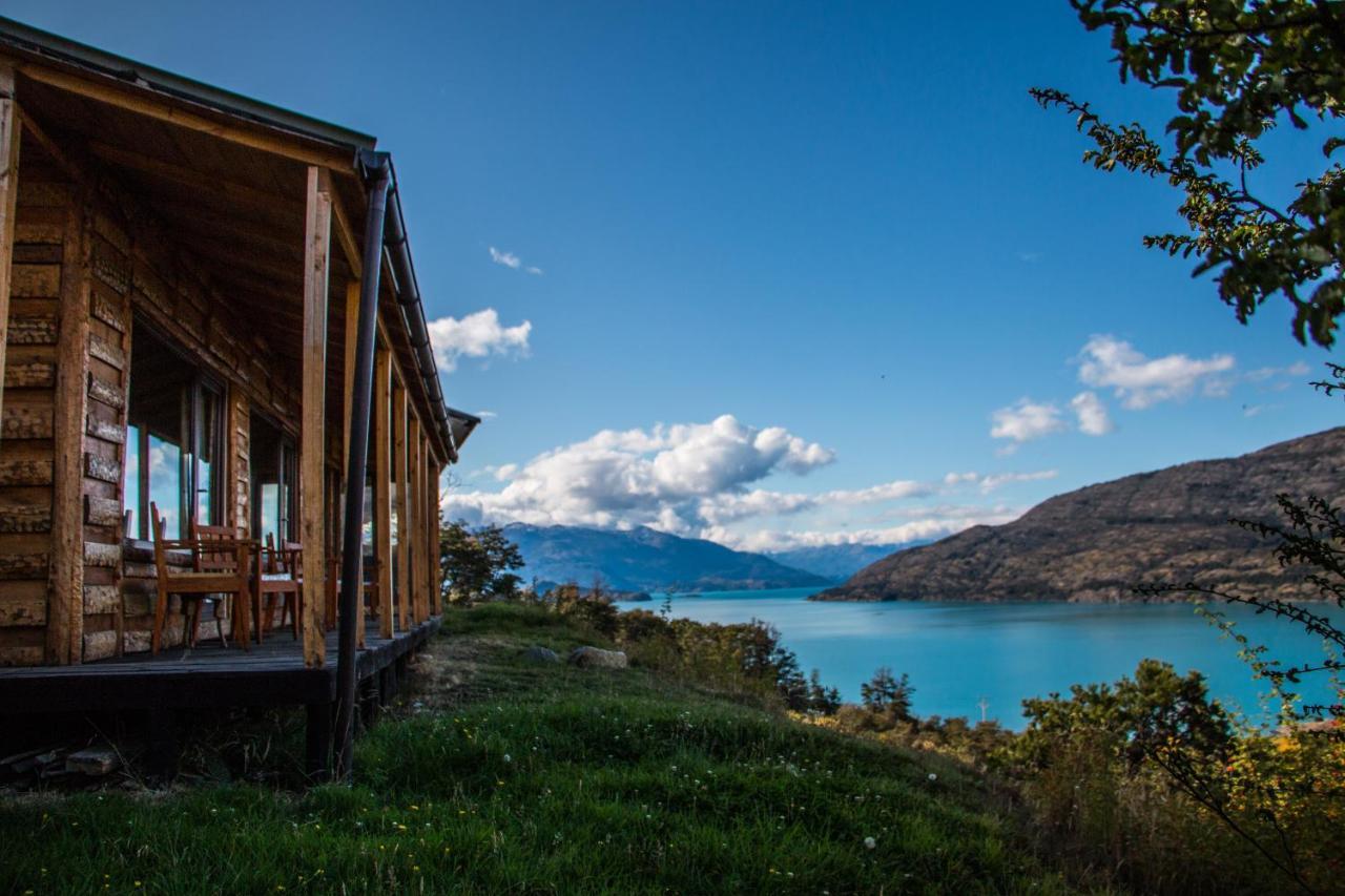 Mallin Colorado Ecolodge Aldana ภายนอก รูปภาพ